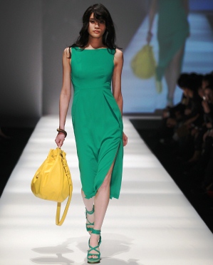 麦包包·JAMIE MOORE 2012春夏新品发布会01.JPG