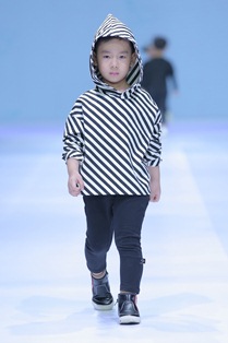 ZHOU5363.jpg