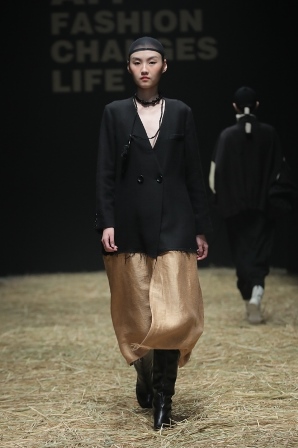 A.1 FASHION CHANGES LIFE·梁云侠 (1).JPG