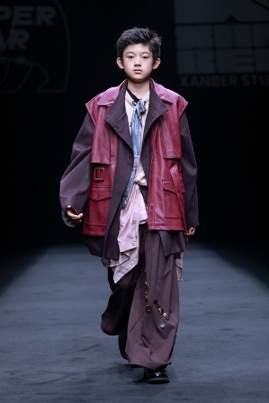 超级大狗熊×山帛•徐贤鹏 DPARK童话小镇 (1).jpg