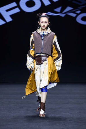 华峰千禧•中国纤维品牌联动创享汇品牌发布会 (1).JPG