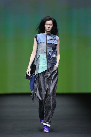 中国棉纺织行业协会中国牛仔面料流行趋势发布 (1).jpg