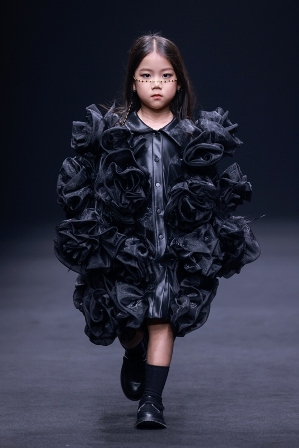 龚歆 DPARK童话小镇 (1).jpg