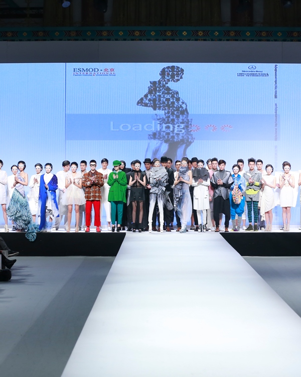 法国ESMOD高级时装艺术学院（北京）2012届毕业作品发布会.JPG