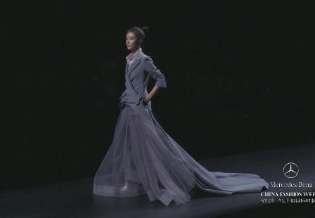 1101AM.IXAM·马樱婚纱礼服发布会.jpg