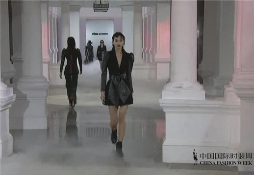 YOUG X •邢永  fashionllaabb.jpg
