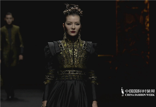 JIWENBO PRIVE·计文波丨SS22中国国际时装周.jpg