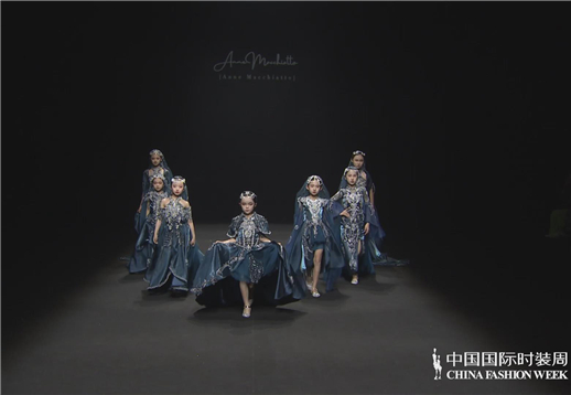 ANNE MACCHIATTO•马良│童话小镇.jpg