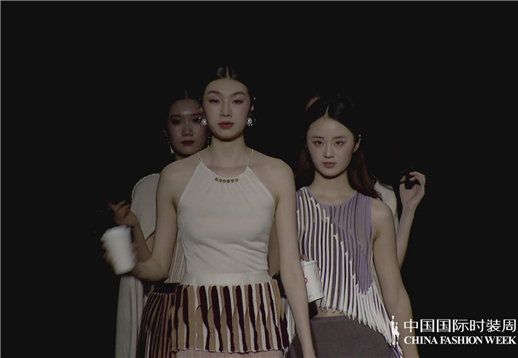 清河羊绒 ╳ 启超 & 华家那.jpg