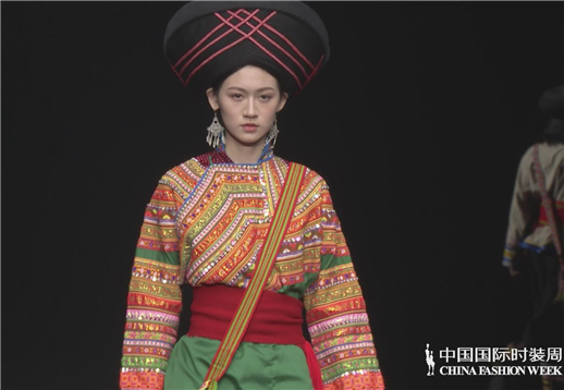 “非遗四川·百城百艺”│  盐边·傈僳族服饰.jpg