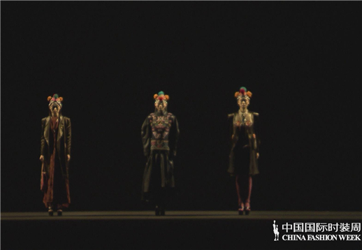 FENGSANSAN·冯三三.jpg