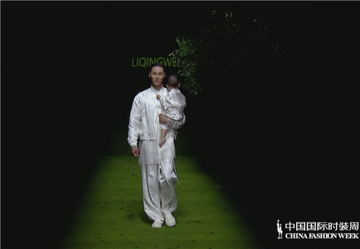 LIQINGWEI·李清伟 盛泽日.jpg