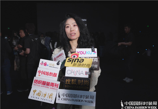 理弗克罗恩 & 流丽坊·于开宇 大连日采访.jpg