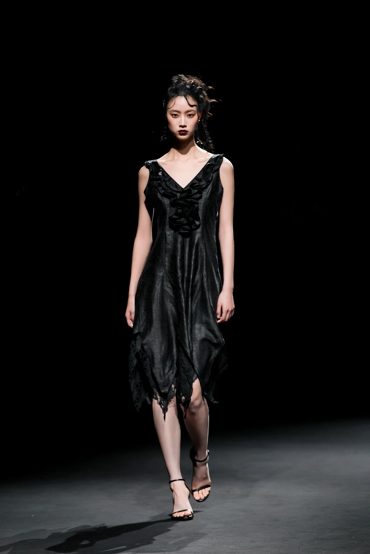 XU‘S 欧阳煦 (1).jpg